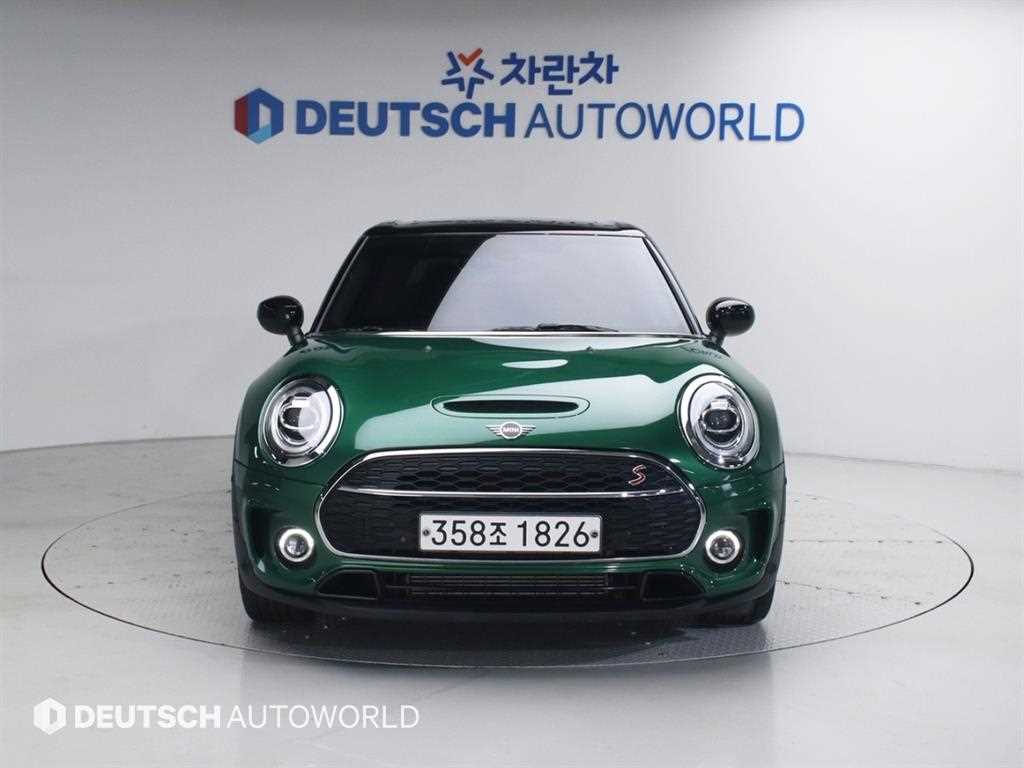 MINI 클럽맨, 2020