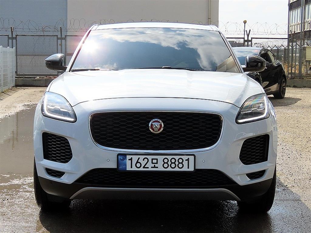 Jaguar E-PACE, 2018