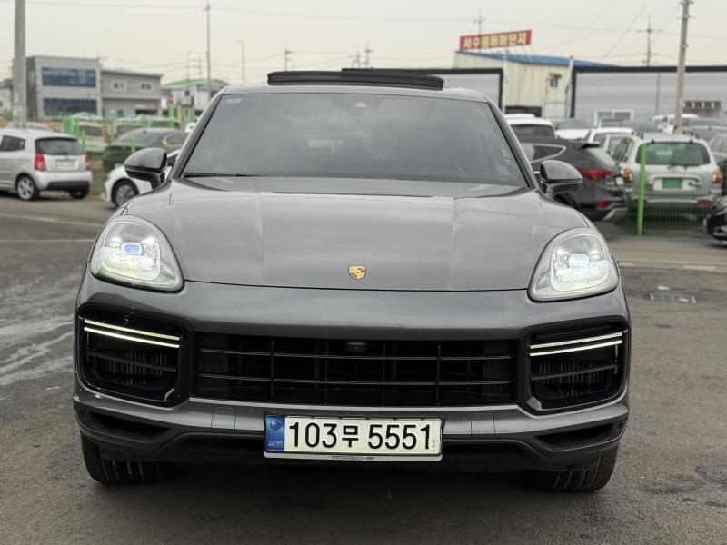 Porsche 카이엔, 2021
