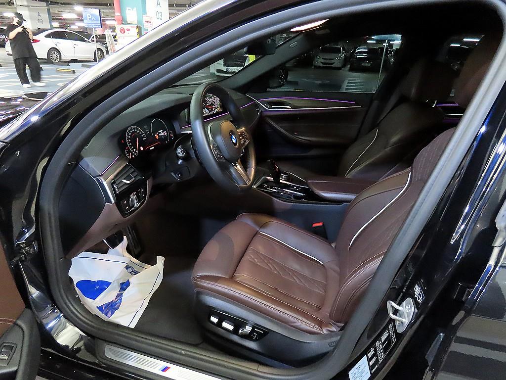 BMW 5-Series, 2019