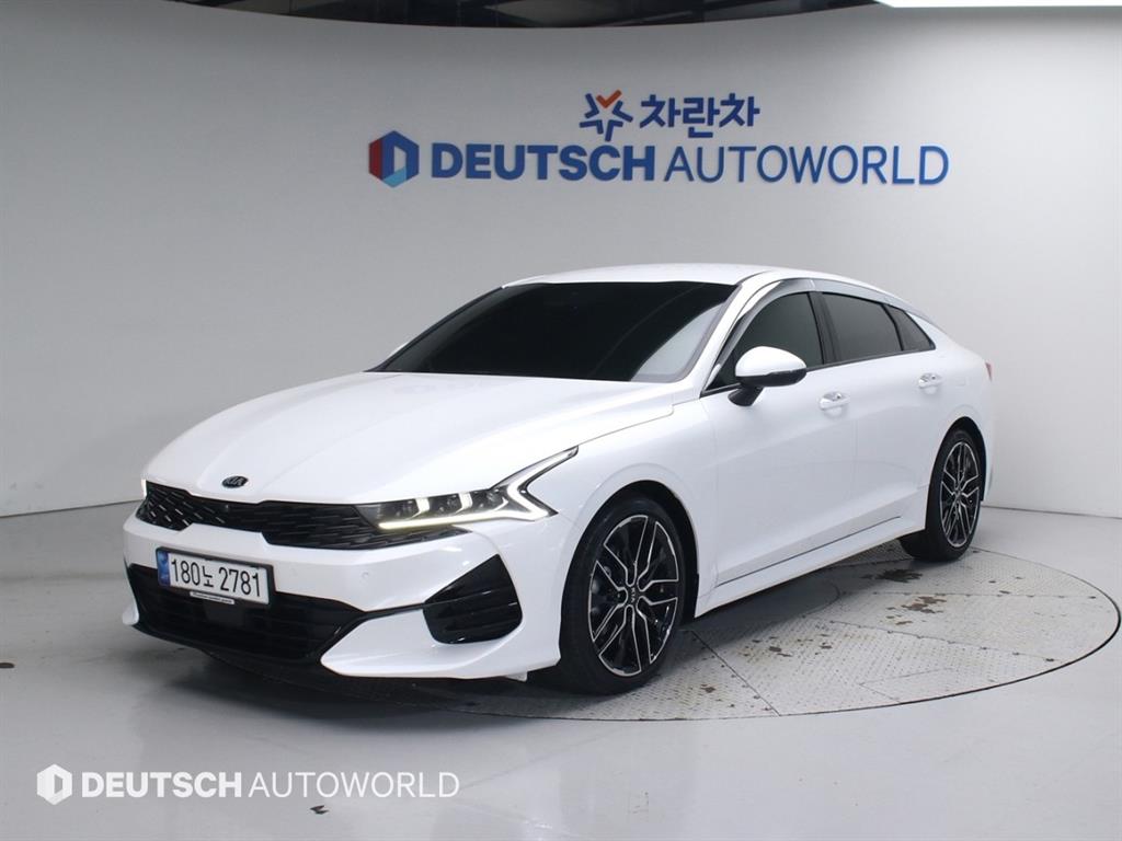 Kia K5, 2021