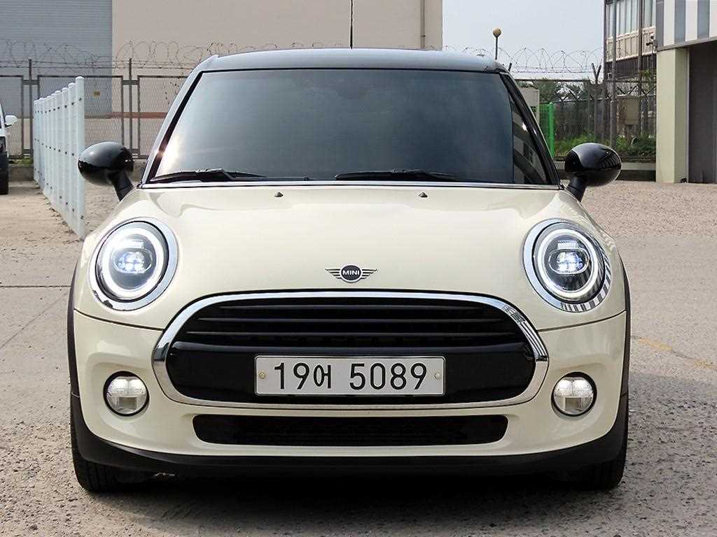MINI 쿠퍼, 2019