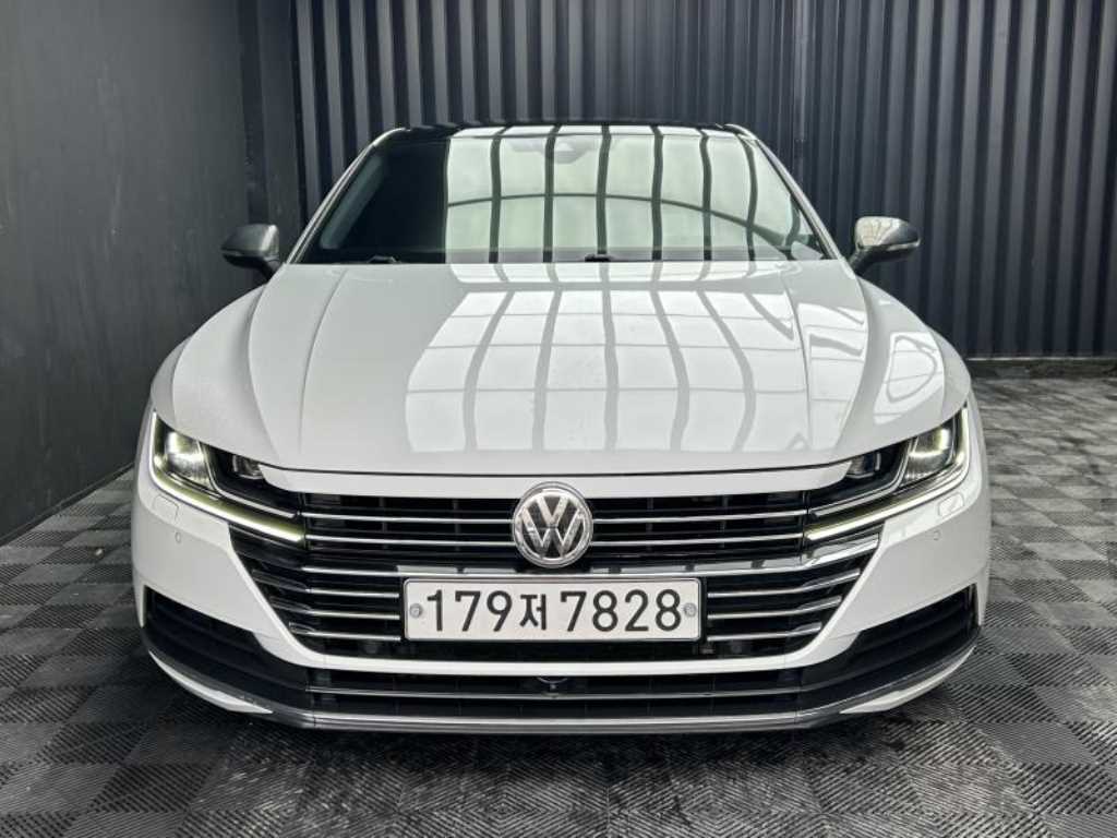 Volkswagen 아테온, 2019