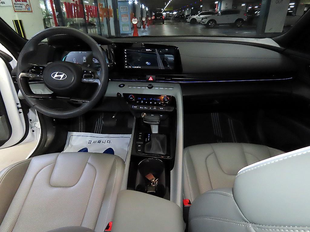 Hyundai Avante, 2025