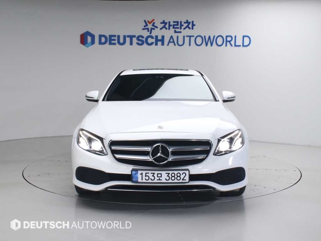 Mercedes-Benz E-Class, 2018