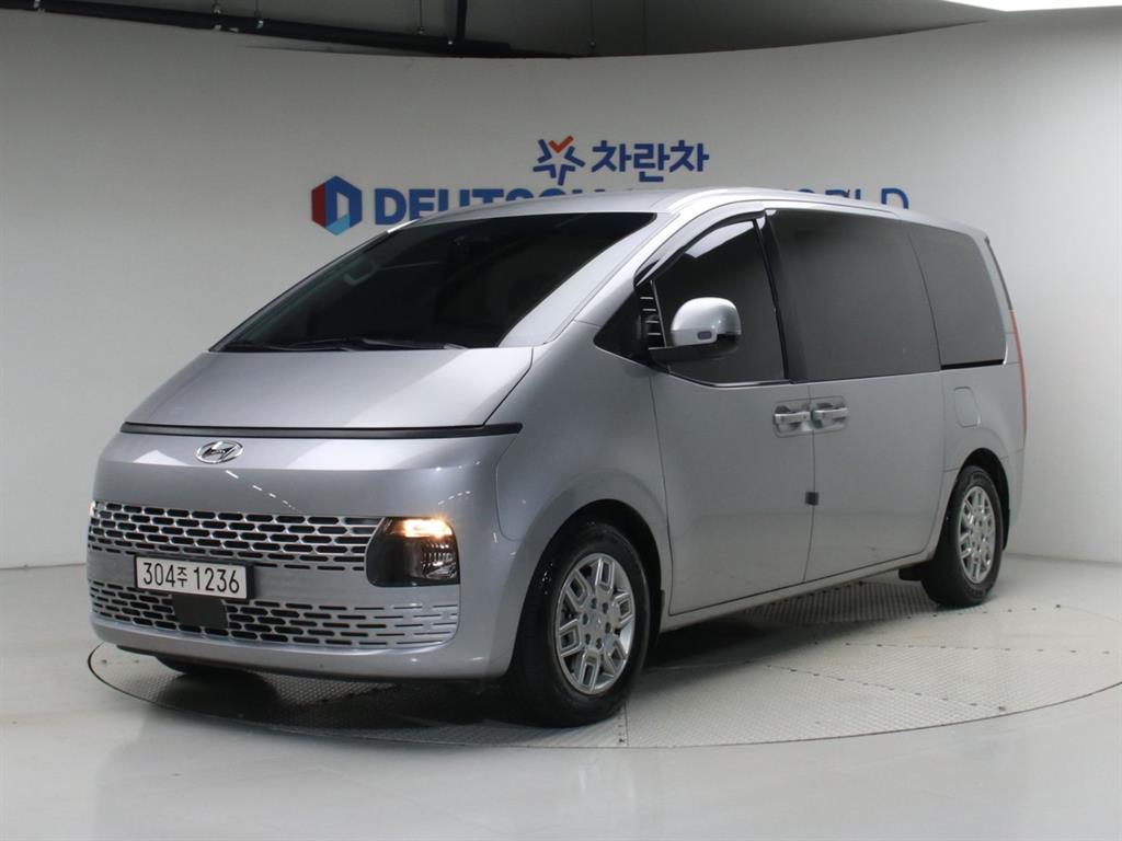 Hyundai Staria, 2023