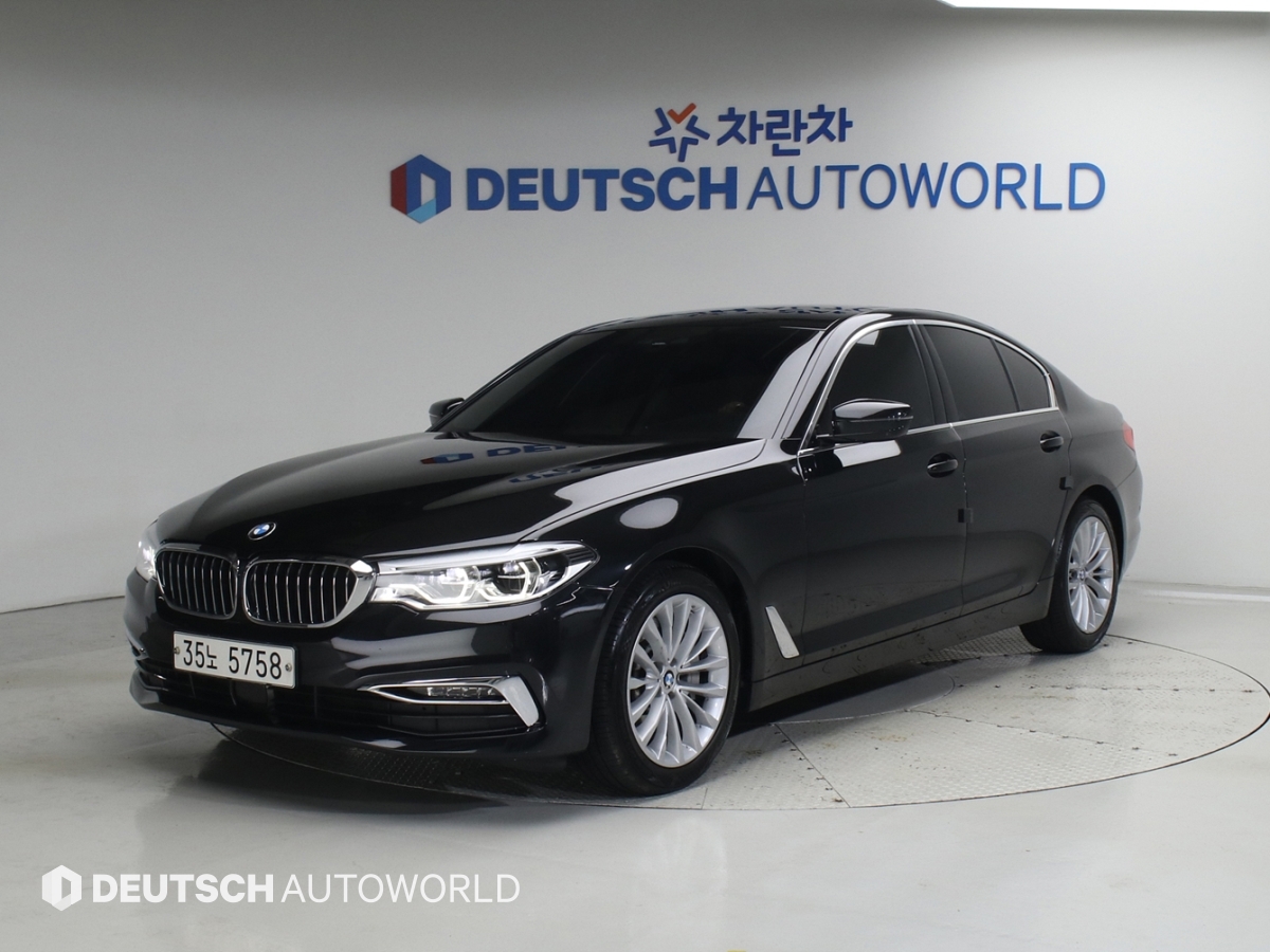 BMW 5-Series, 2019