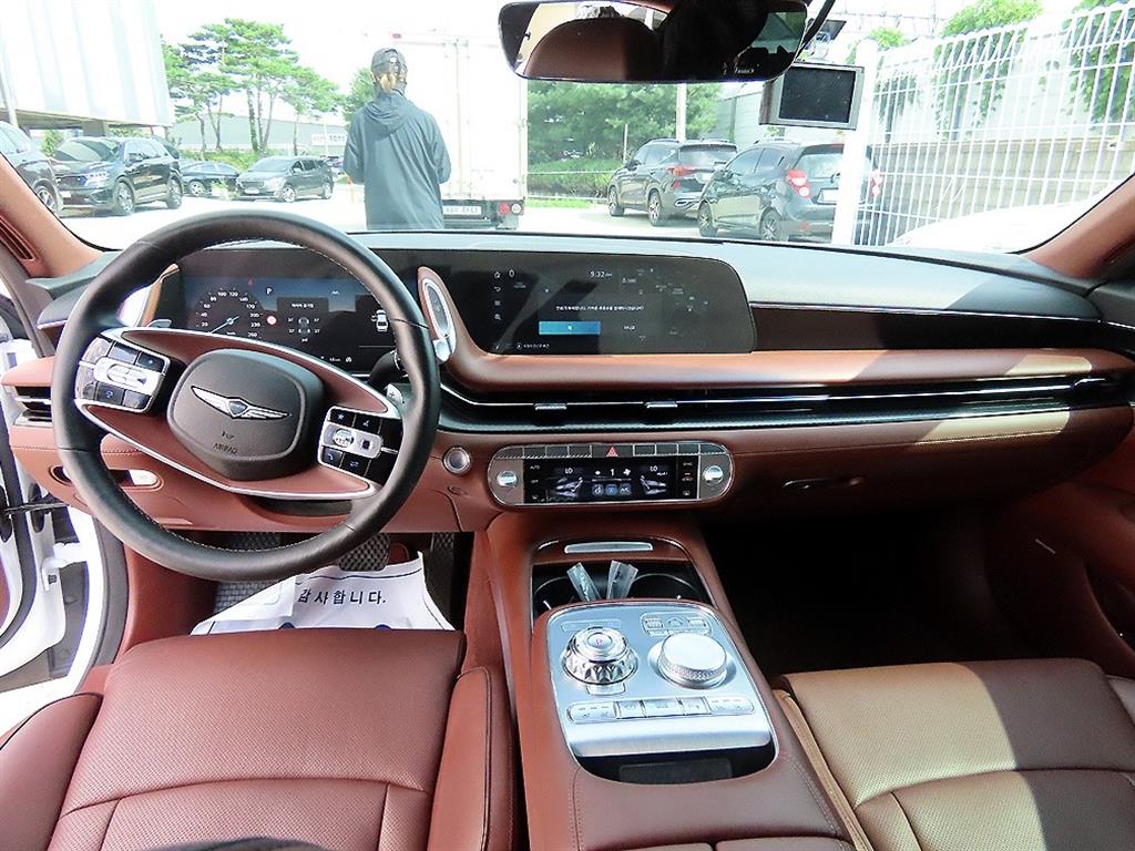 Genesis G90, 2022
