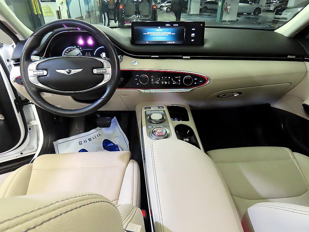 Genesis GV70, 2021