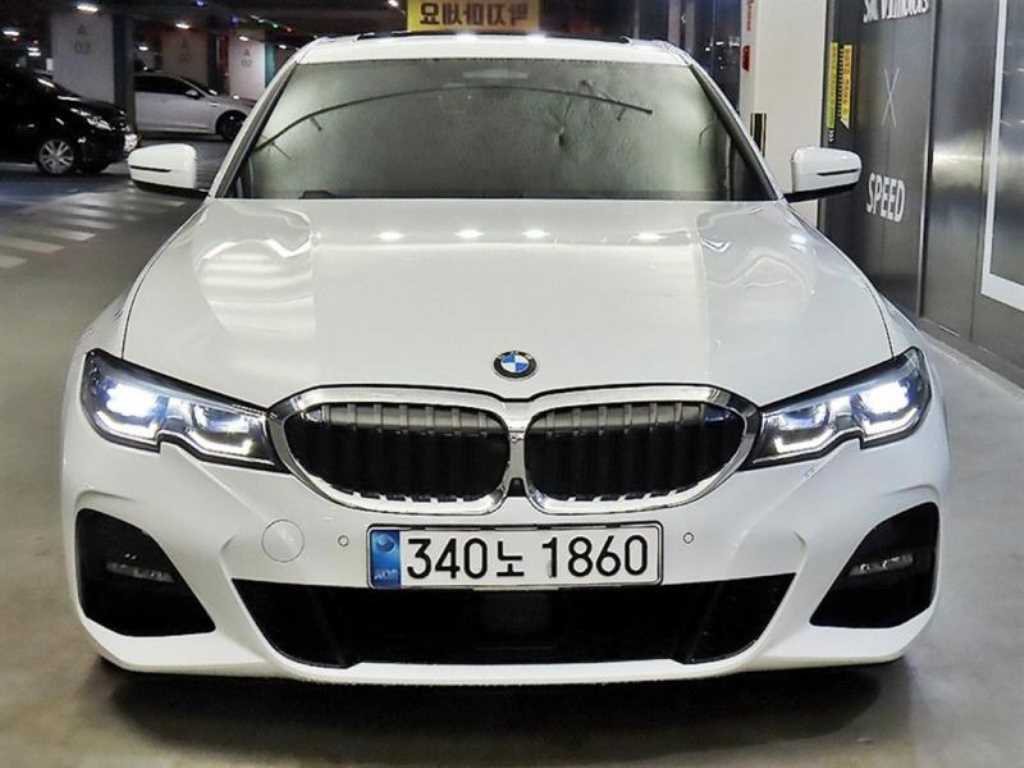 BMW 3-Series, 2021