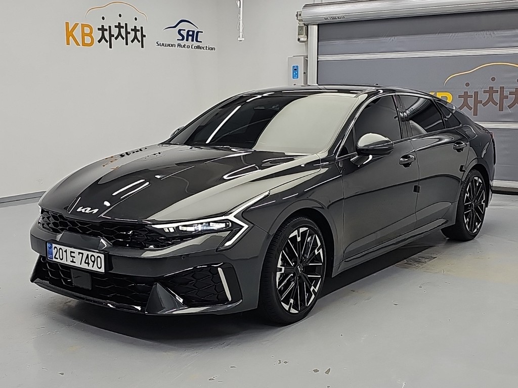 Kia K5, 2025