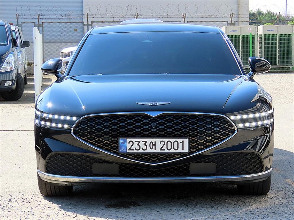 Genesis G90, 2022