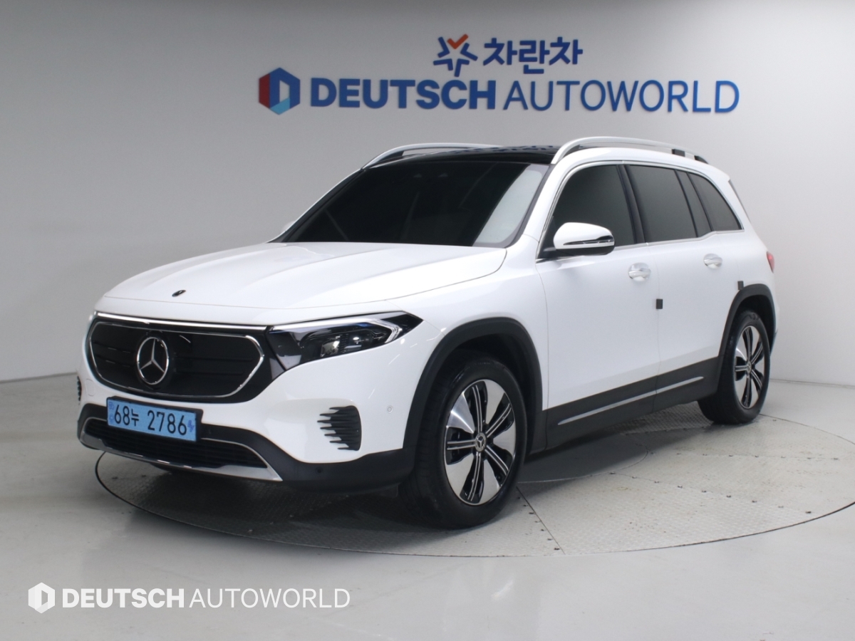 Mercedes-Benz EQB, 2023