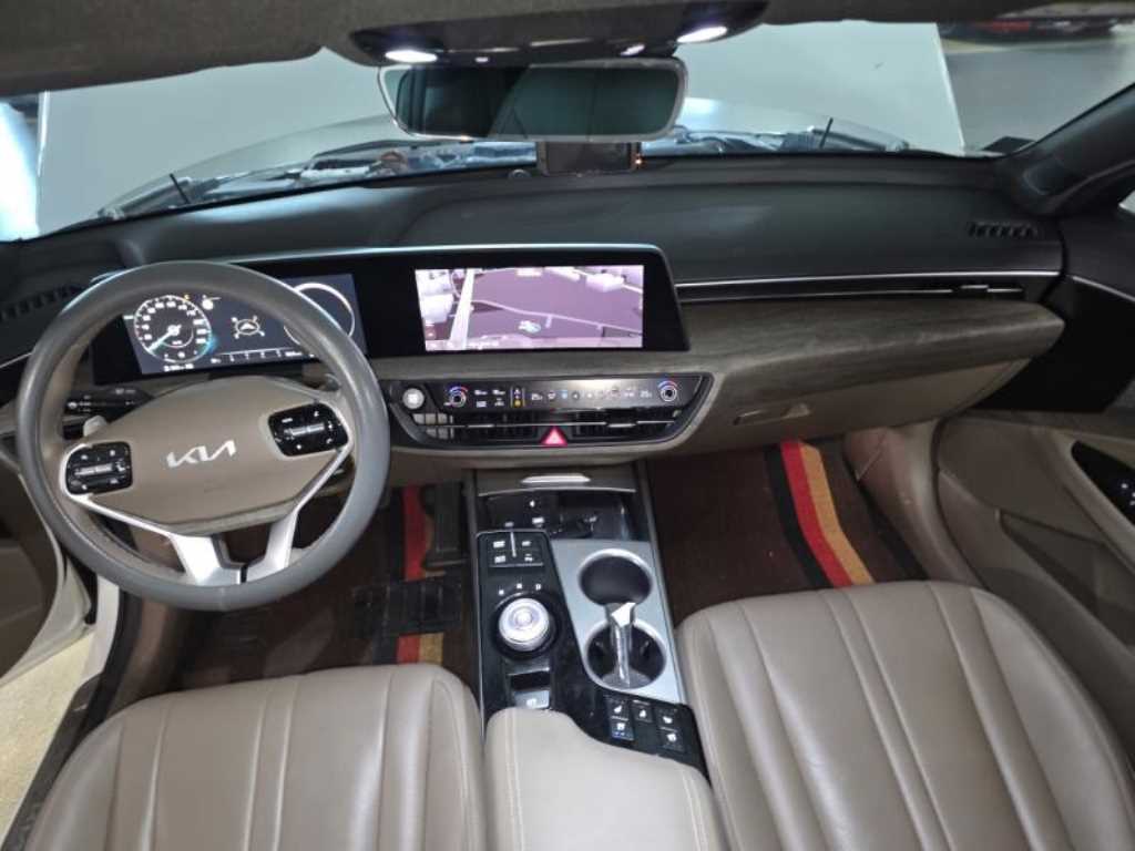 Kia K8, 2023