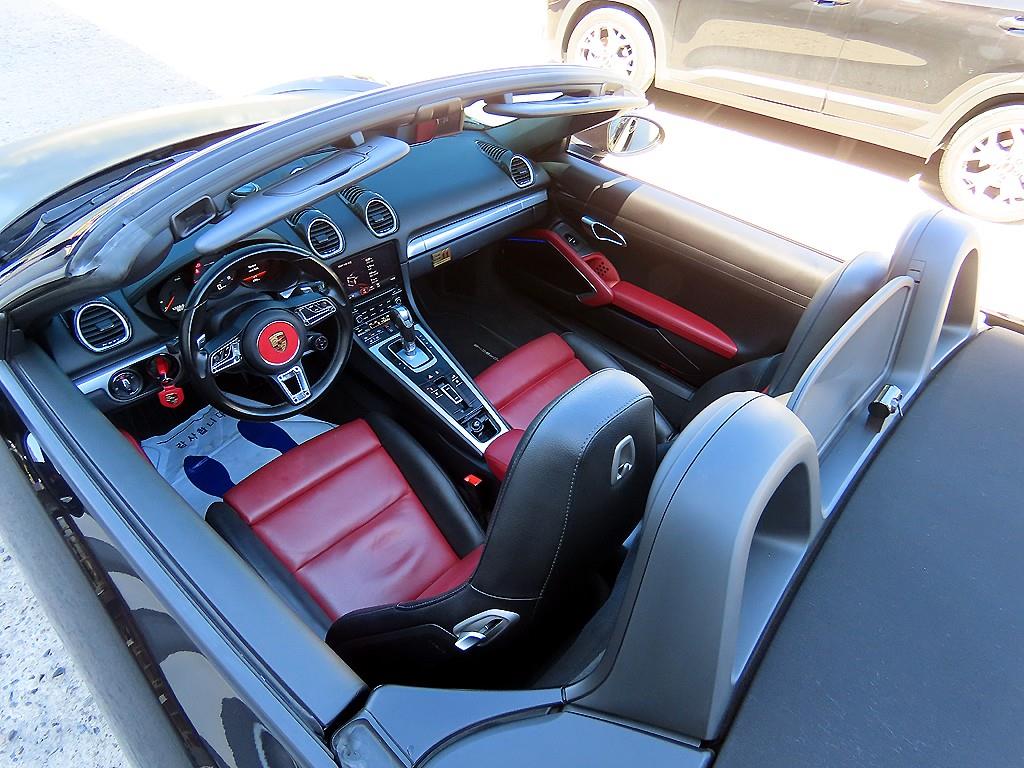Porsche 박스터, 2018