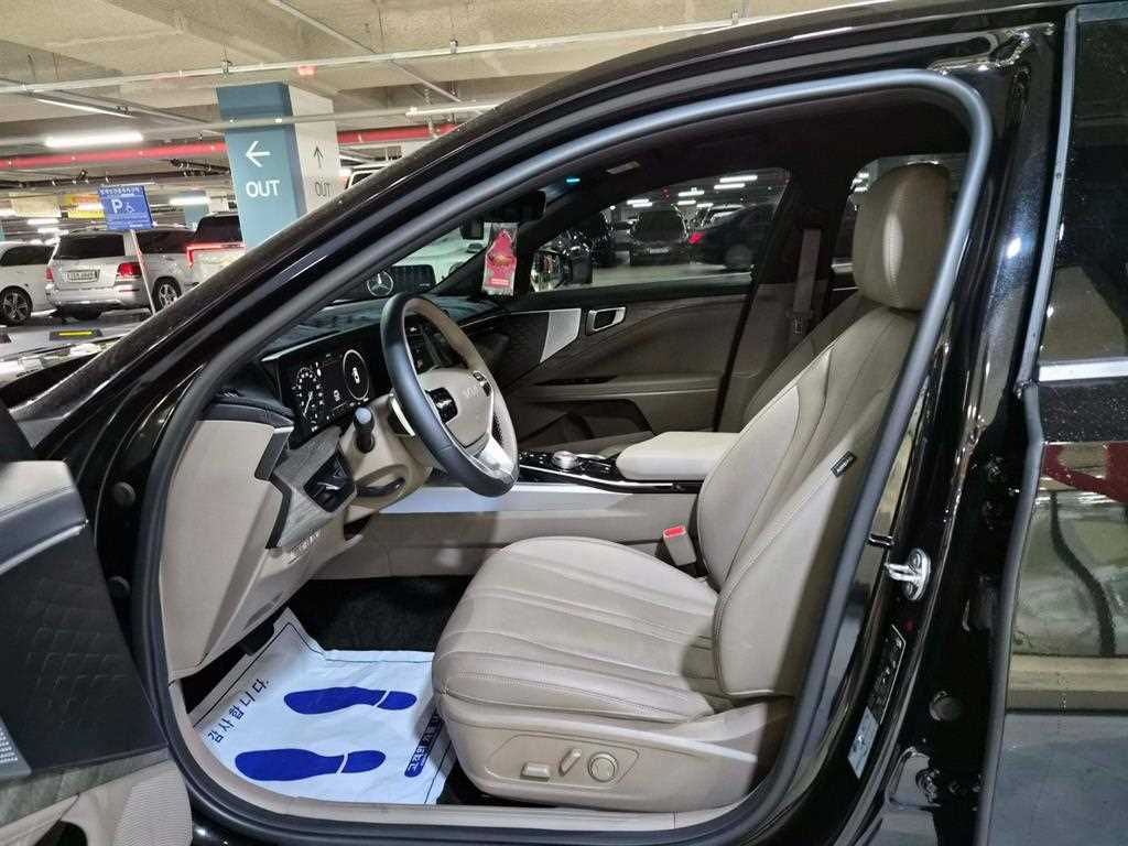 Kia K8, 2024