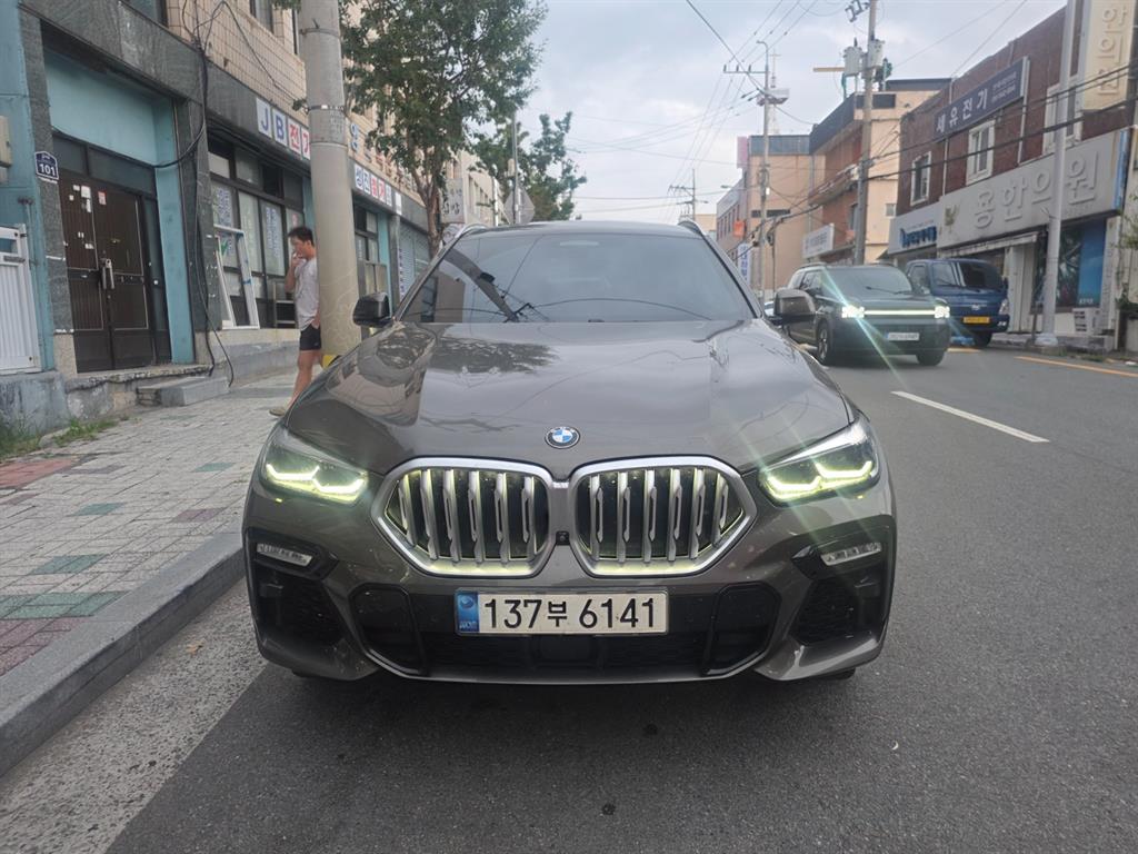 BMW X6, 2021