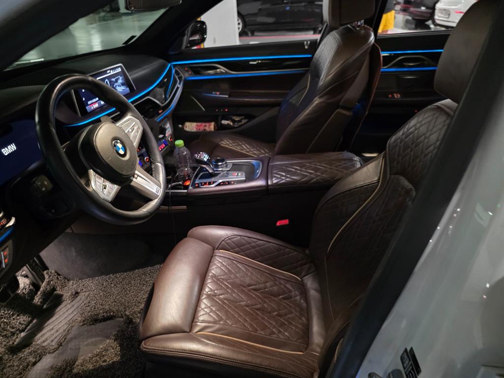 BMW 7-Series, 2020