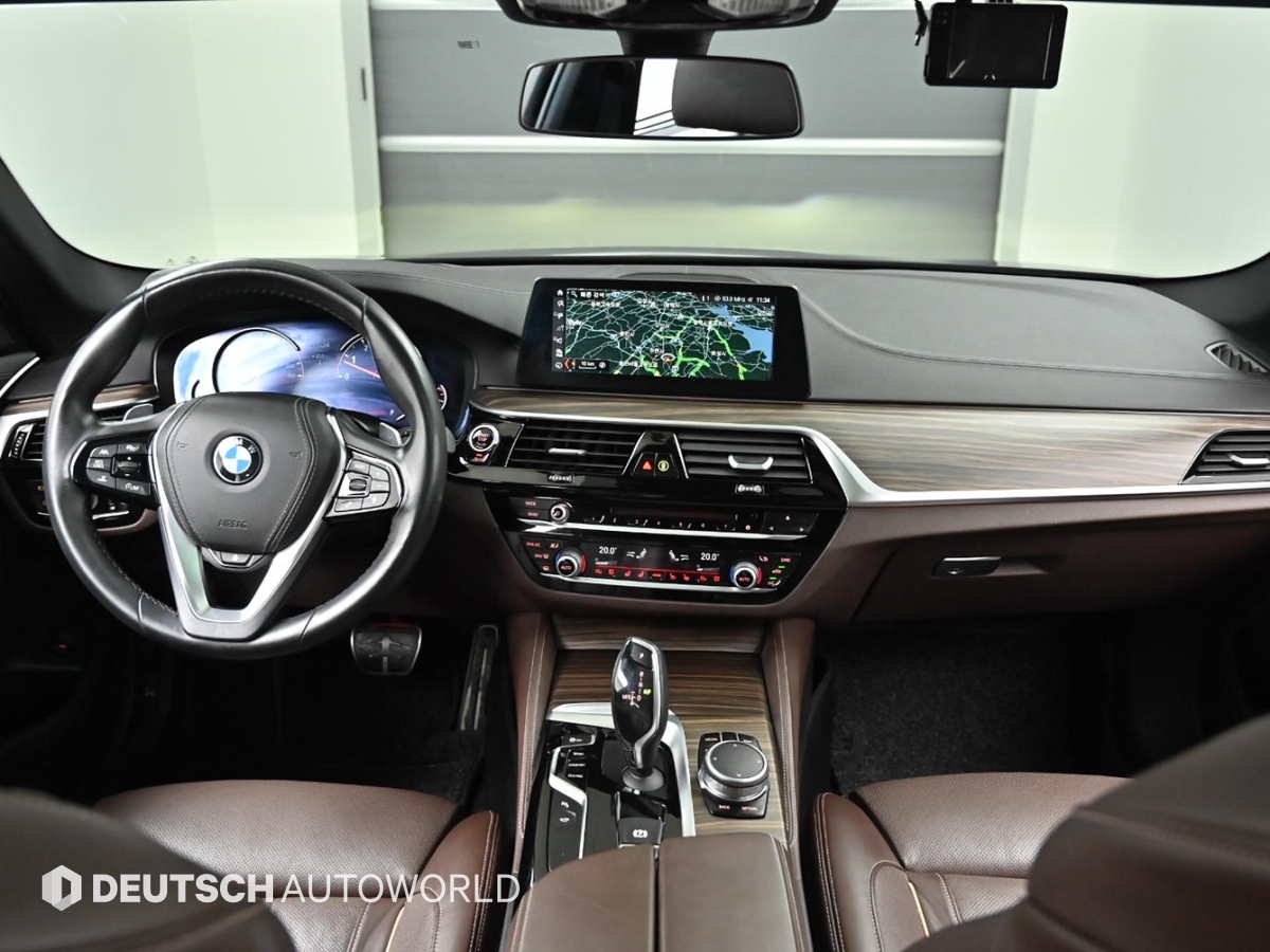 BMW 5-Series, 2018