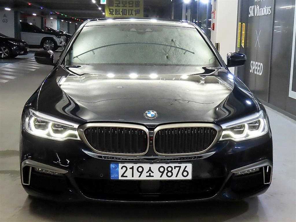 BMW 5-Series, 2019