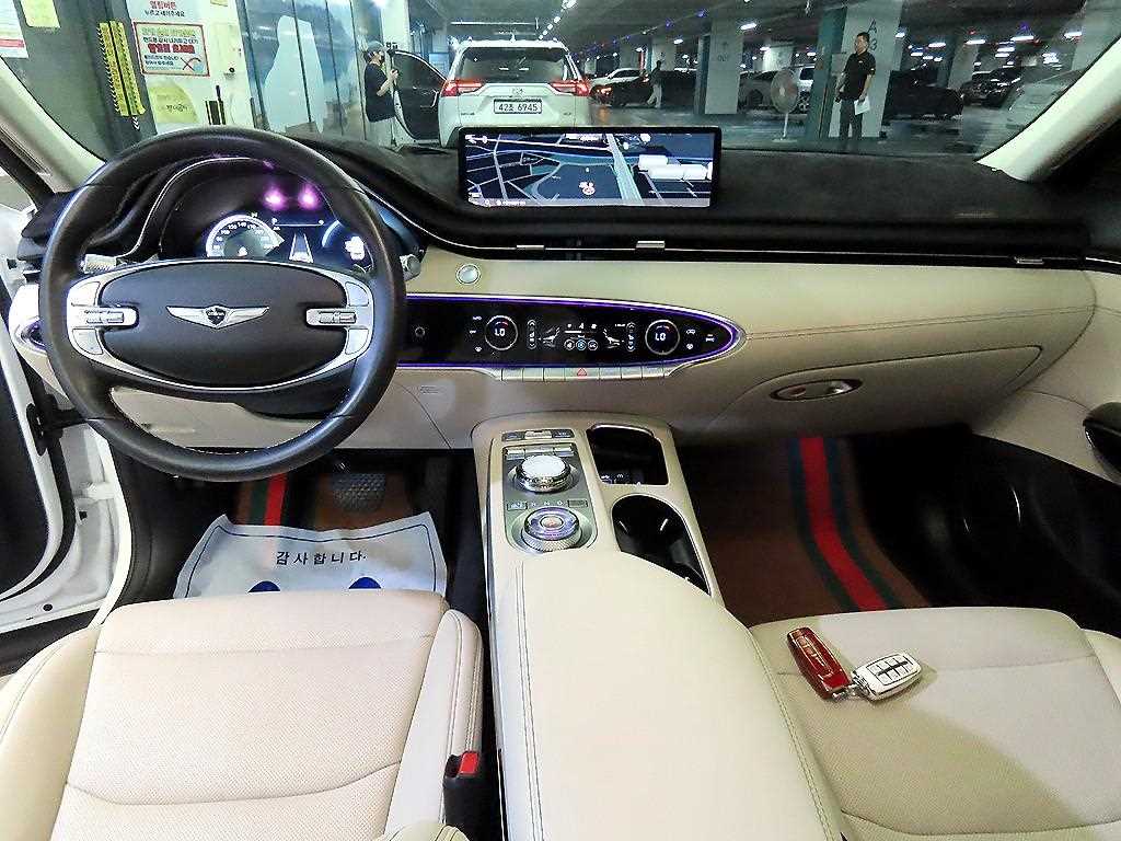 Genesis GV70, 2021