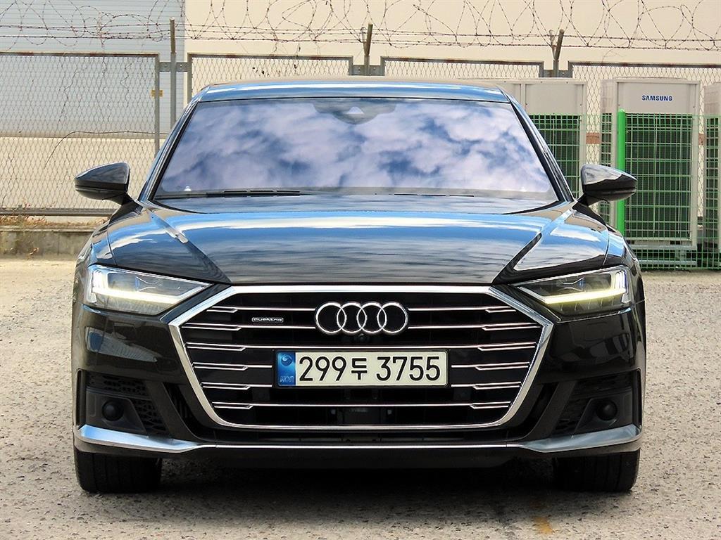Audi A8, 2021