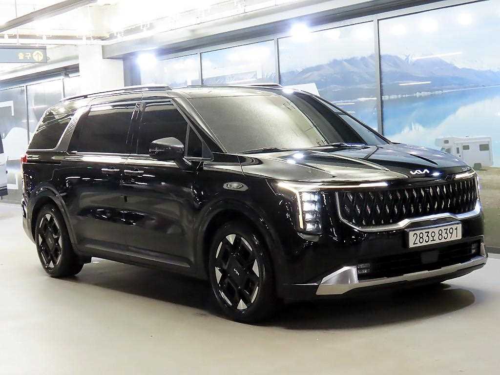 Kia Carnival, 2023