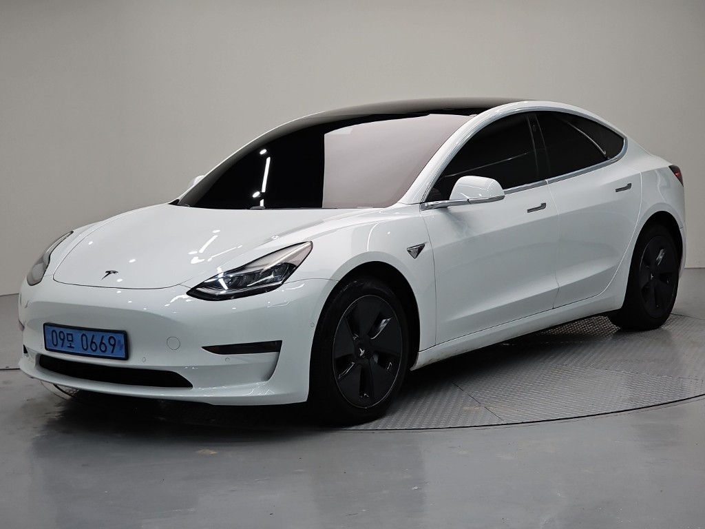 Tesla Model 3, 2020