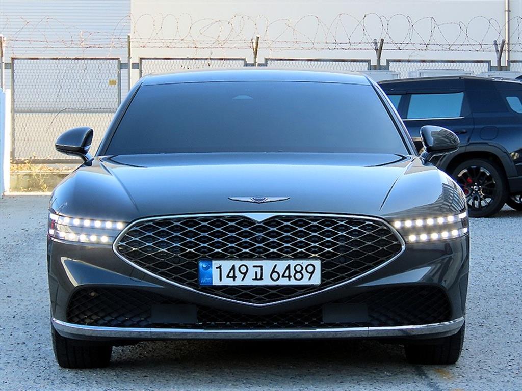 Genesis G90, 2022