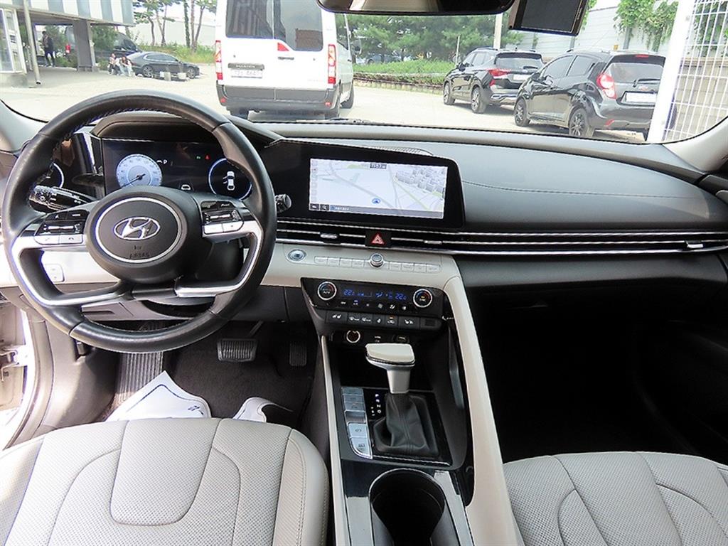 Hyundai Avante, 2022