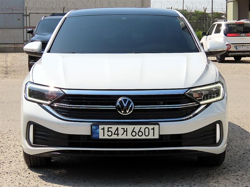 Volkswagen 제타, 2022