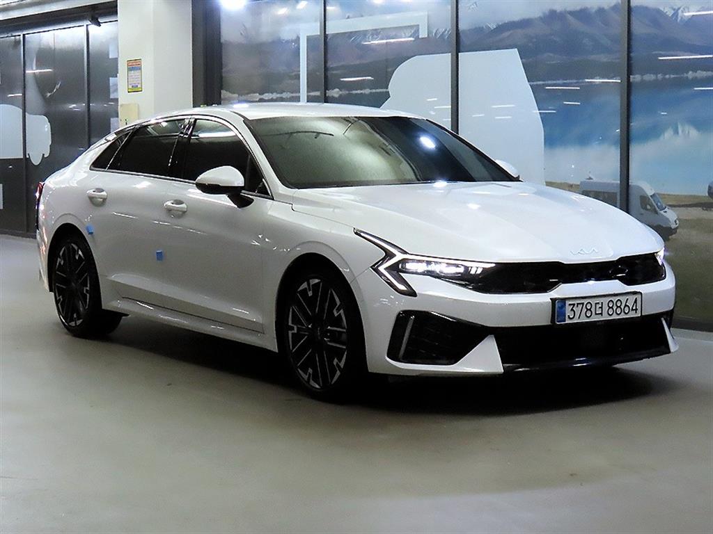 Kia K5, 2024