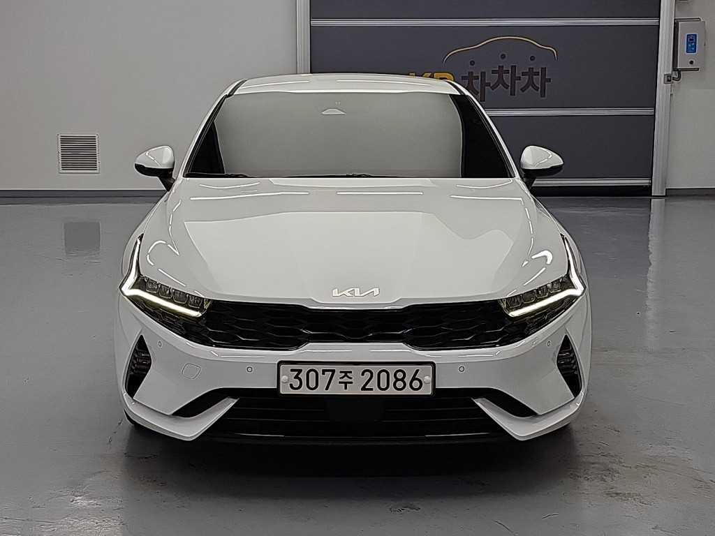 Kia K5, 2022