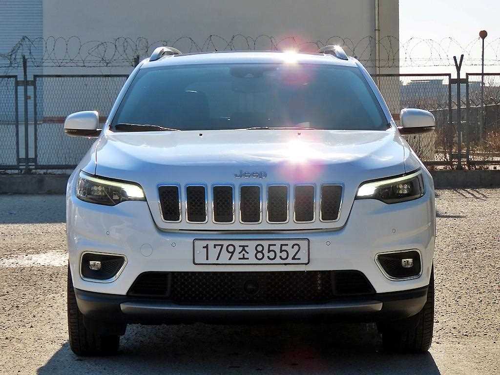 Jeep 체로키, 2020