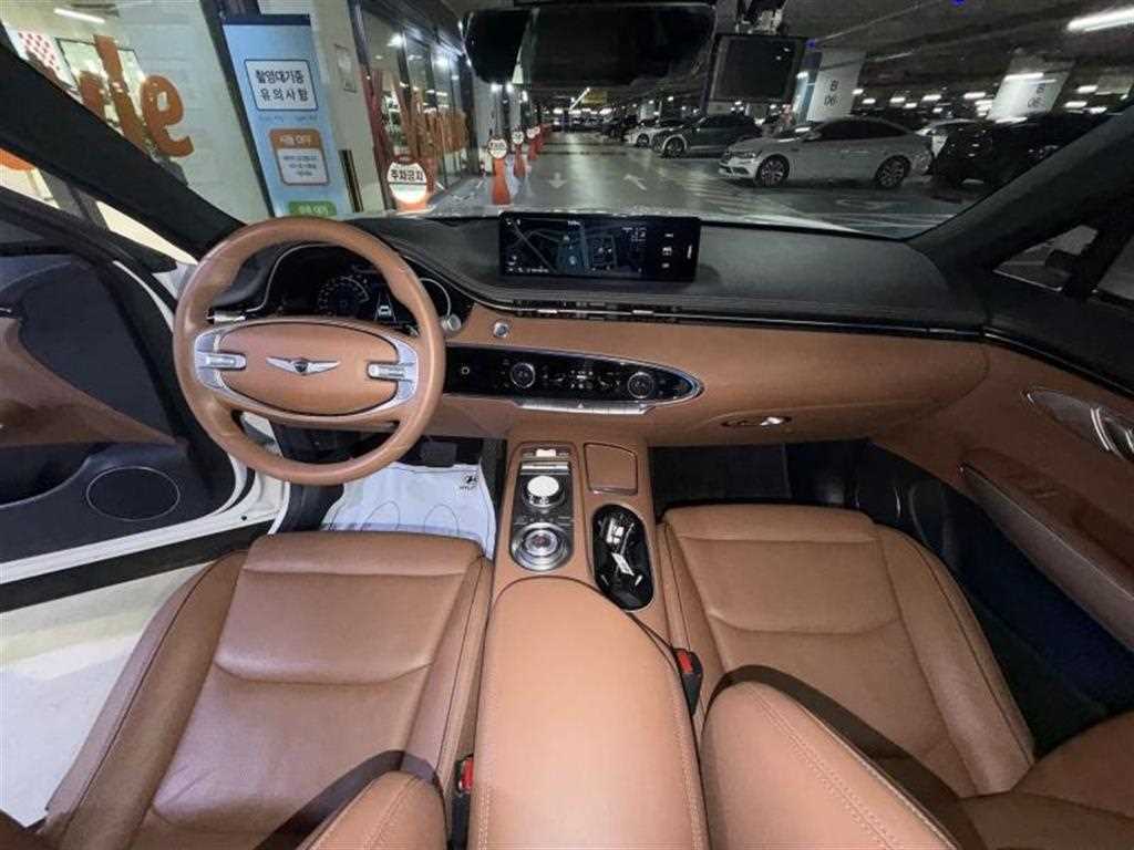 Genesis GV70, 2023