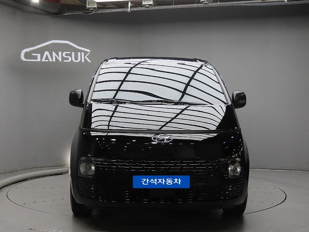 Hyundai Staria, 2022