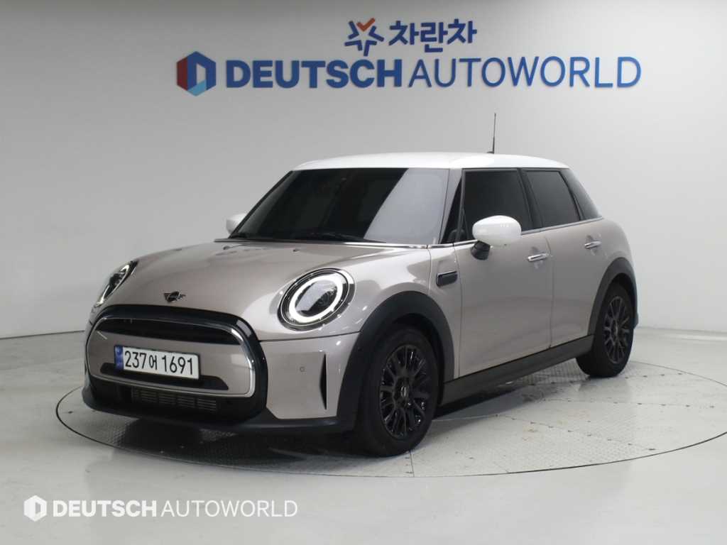 MINI Cooper, 2024