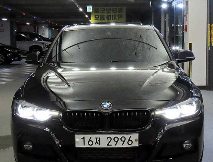 BMW 3-Series, 2019