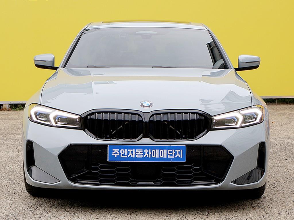 BMW 3-Series, 2024