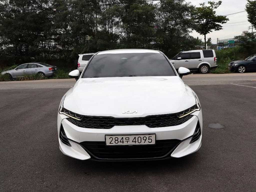 Kia K5, 2022