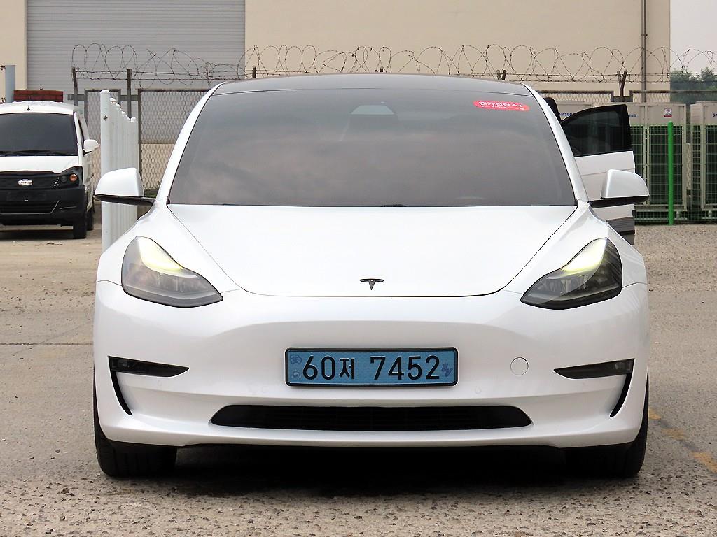 Tesla Model 3, 2021