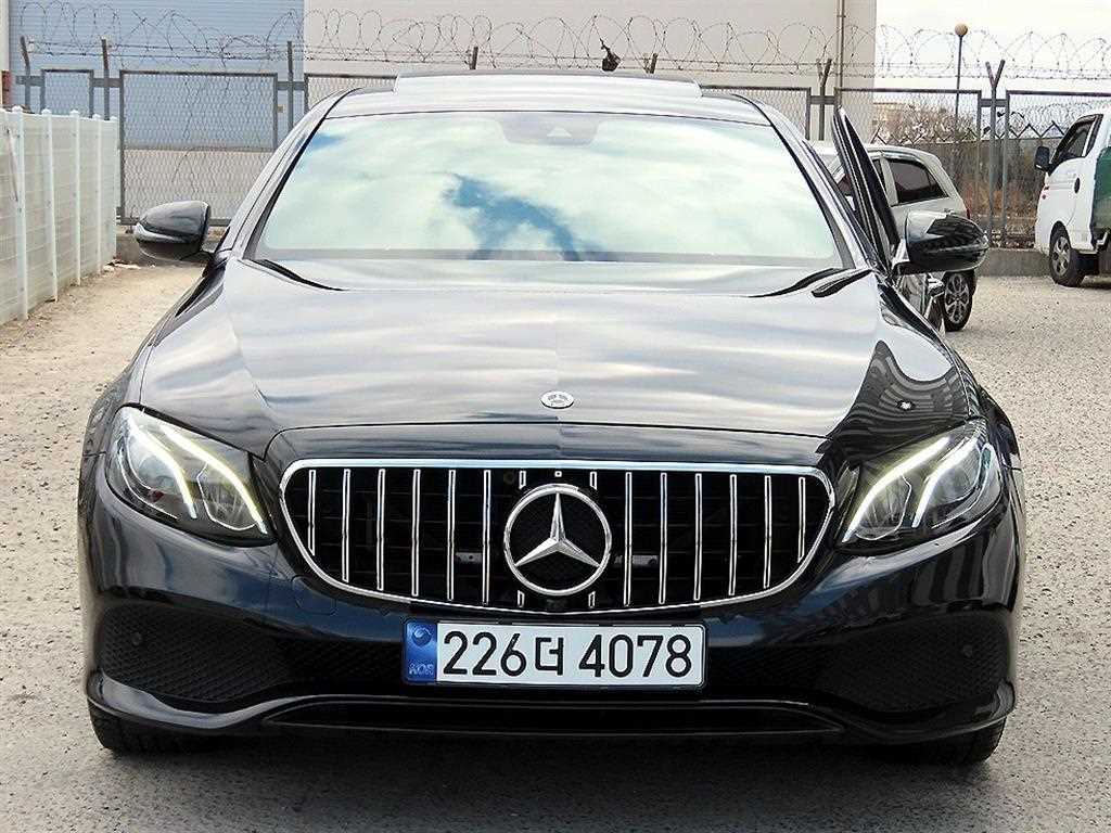 Mercedes-Benz E-Class, 2020