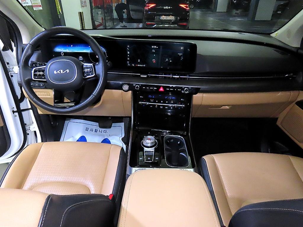 Kia Carnival, 2023