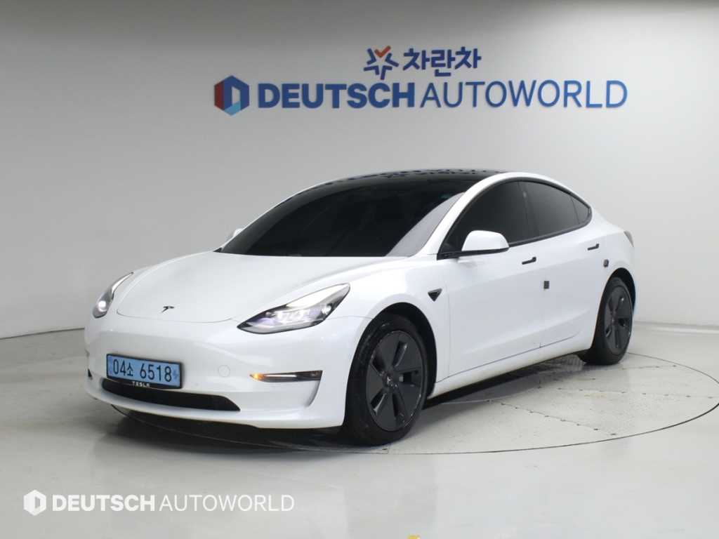 Tesla Model 3, 2021