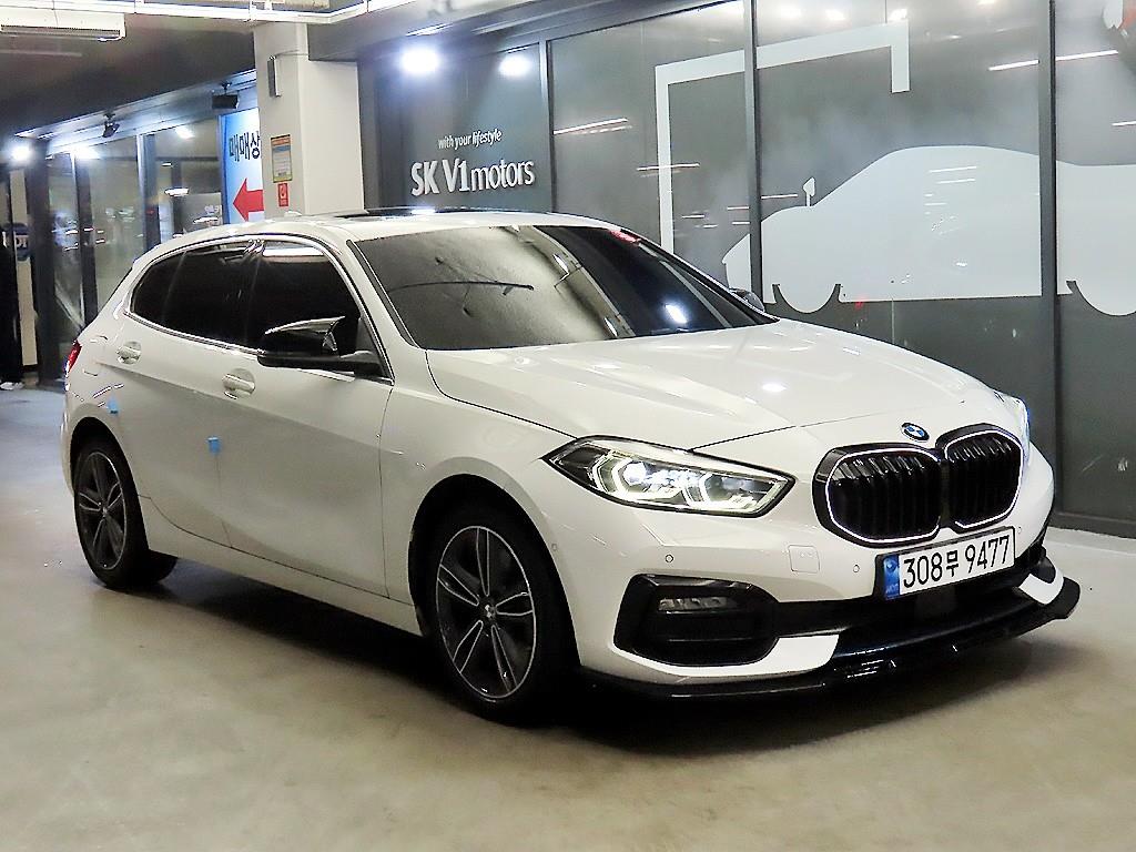 BMW 1-Series, 2022
