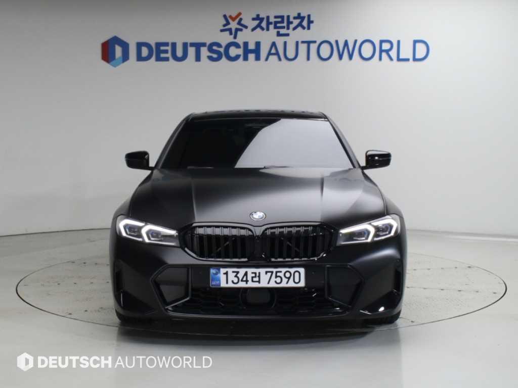 BMW 3-Series, 2026