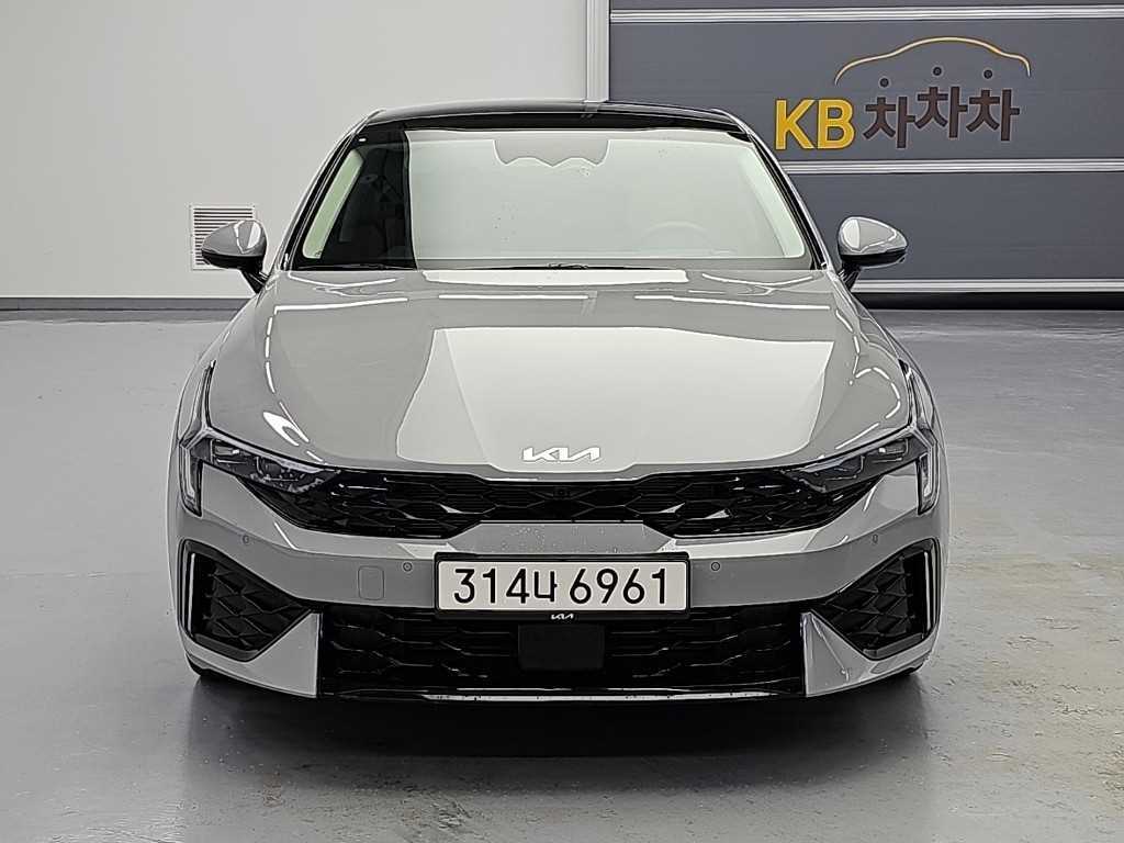 Kia K5, 2025