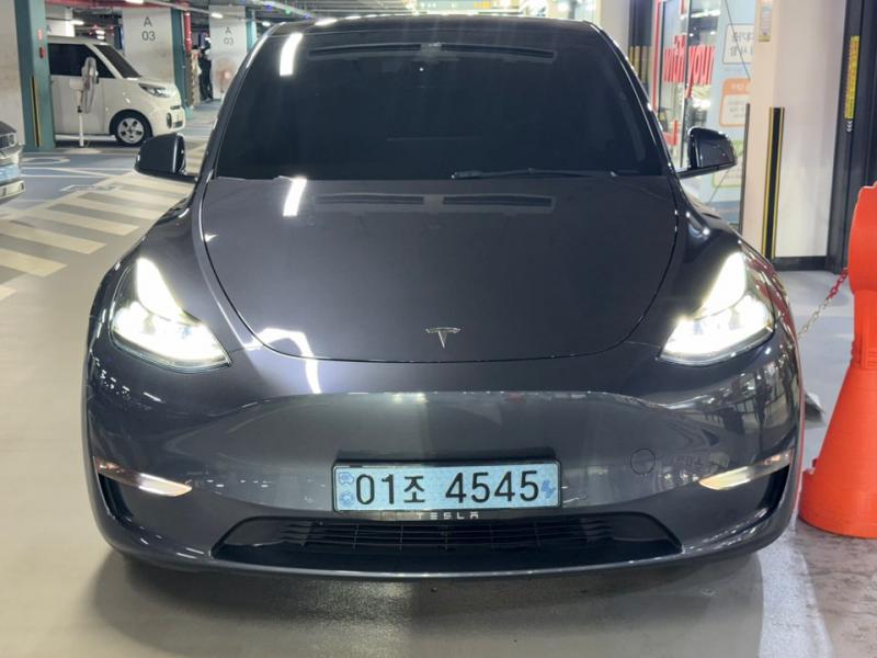 Tesla Model Y, 2022