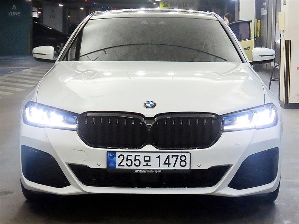 BMW 5-Series, 2020