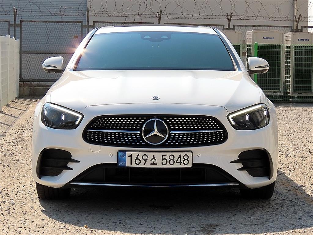 Mercedes-Benz E-Class, 2022